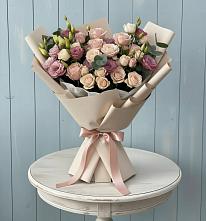 Букет цветов из:  Розы и Лизиантусы в Подлесной Слободе