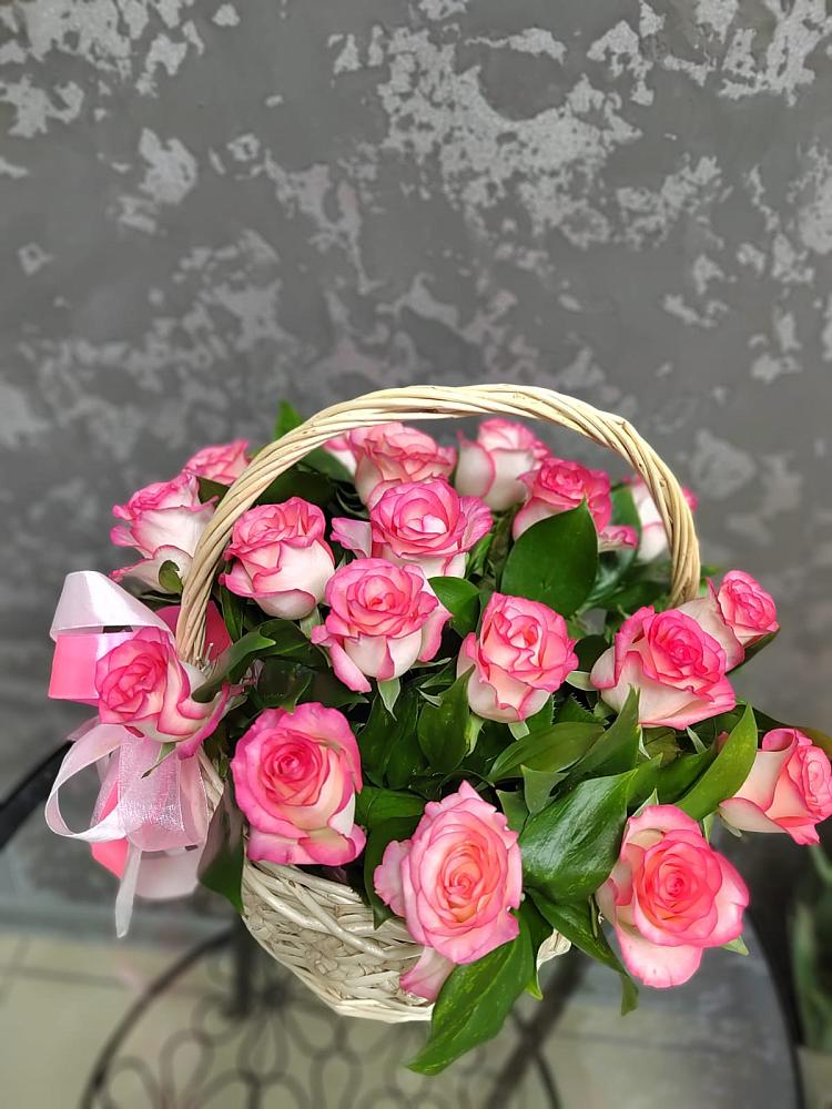Цветочная композиция из Розы в корзине в Подлесной Слободе