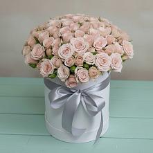 Цветочная композиция из Розы в шляпной коробке в Подлесной Слободе