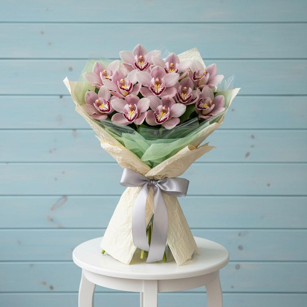 Букет цветов из: Орхидеи и Розы в Подлесной Слободе