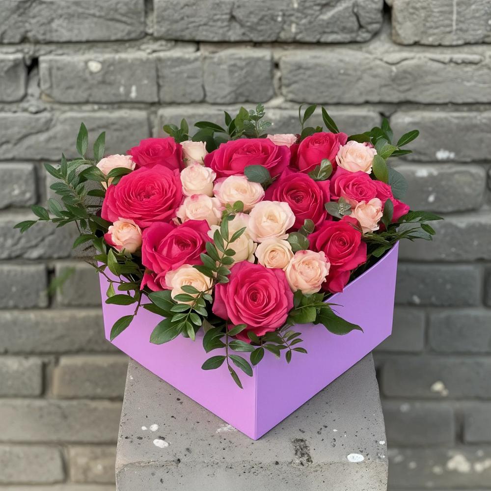 Цветочная композиция из Розы в коробке в Подлесной Слободе