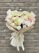 Букет цветов из:  Гвоздики, Розы, Лизиантусы и Хризантемы в Подлесной Слободе