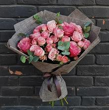 Букет цветов из:  Розы в Подлесной Слободе